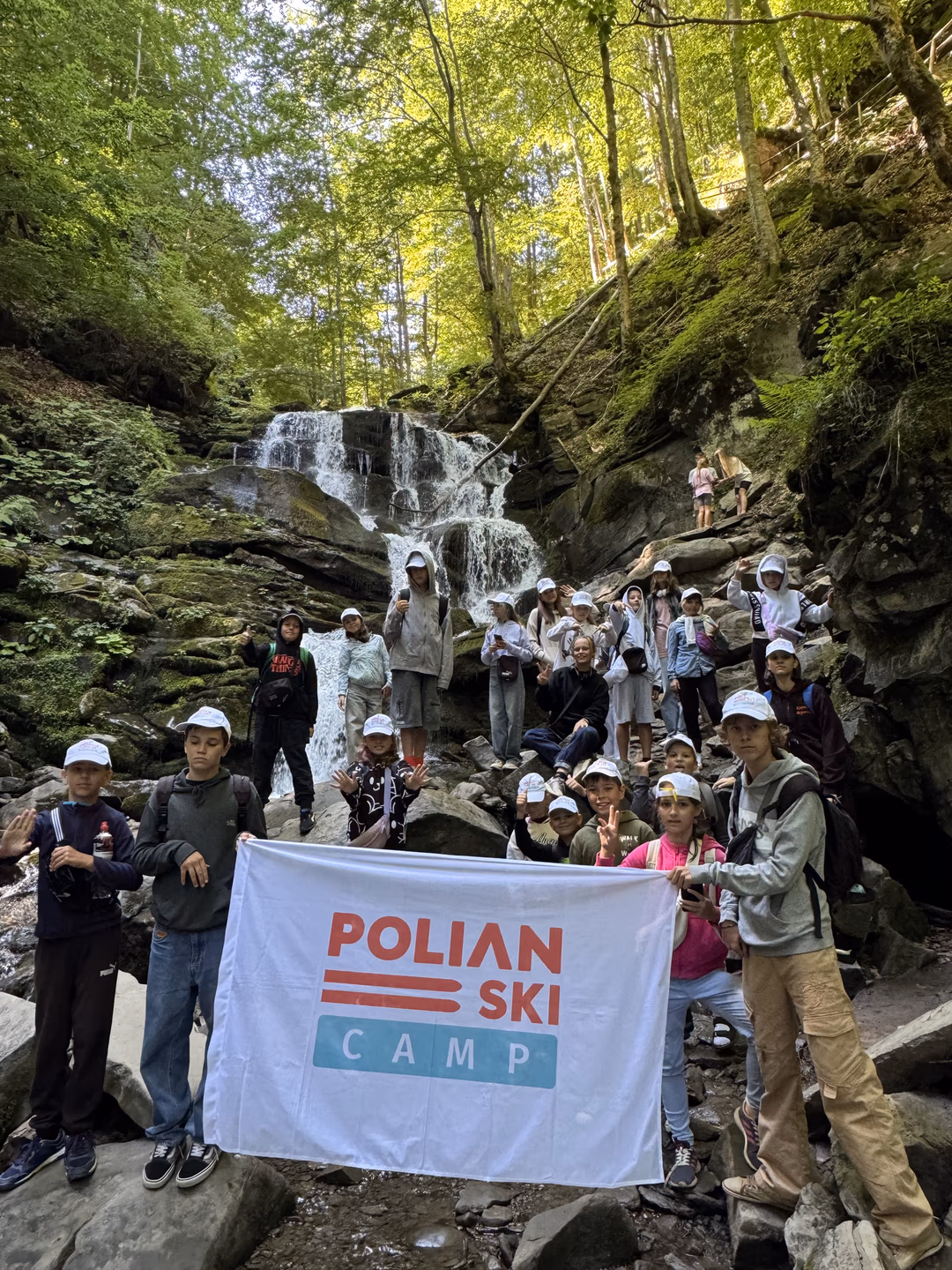 Дитячий табір PolianskiCamp · To BE(e) Camp